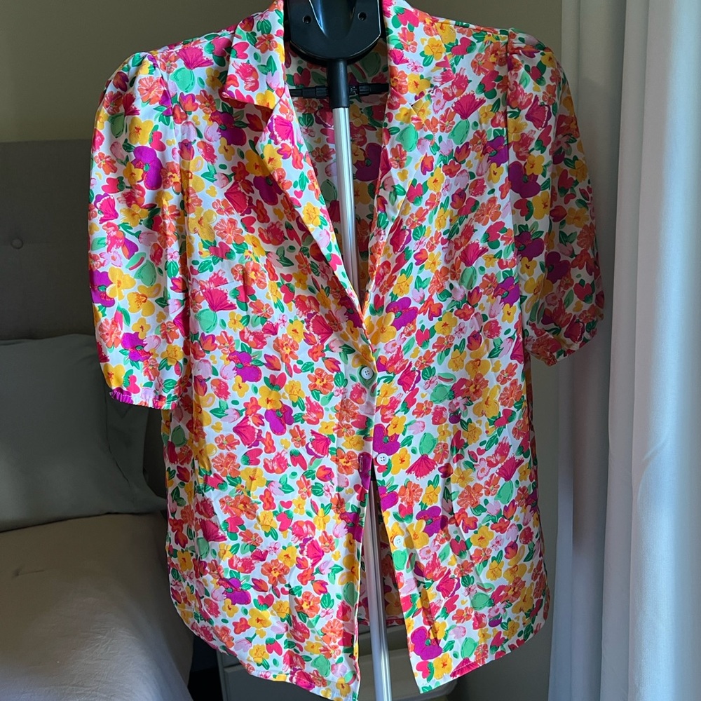Floral Short Sleeve Blazer